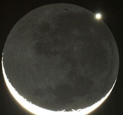 Little Venus in top right hand corner about to be eclipsed by rising Moon